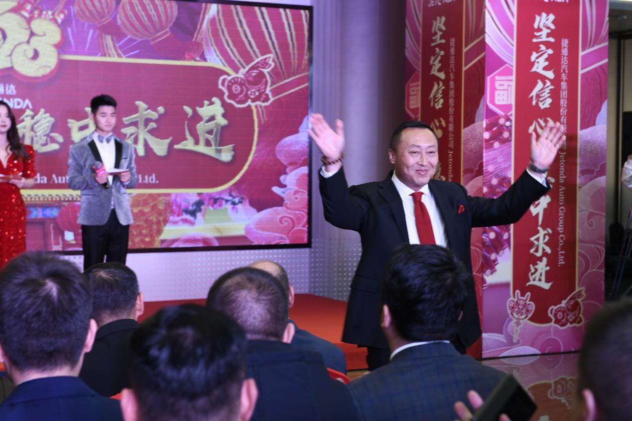 E:\Program Files\wx\WeChat Files\zlpeipei\FileStorage\File\2023-01\2023 年会照片\新建文件夹\_DSC2057.JPG
