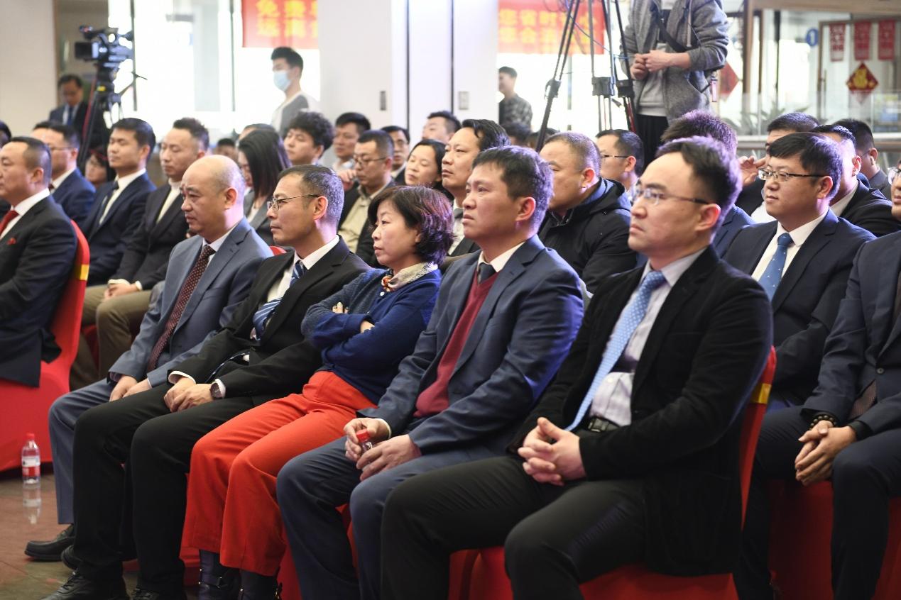 E:\Program Files\wx\WeChat Files\zlpeipei\FileStorage\File\2023-01\2023 年会照片\新建文件夹\_DSC2078.JPG