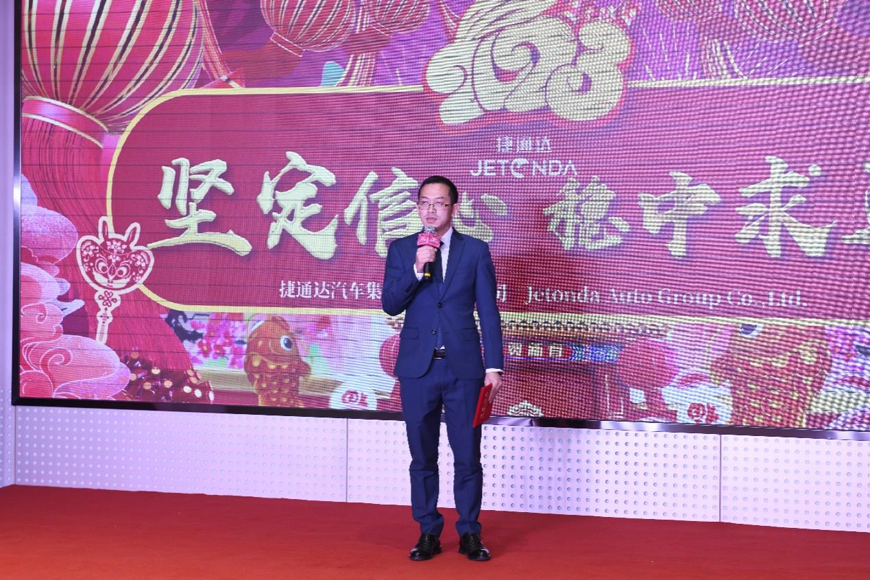 E:\Program Files\wx\WeChat Files\zlpeipei\FileStorage\File\2023-01\2023 年会照片\新建文件夹\_DSC2191.JPG
